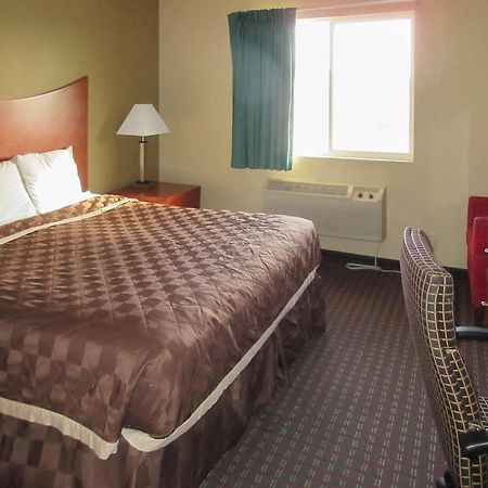 Dakota Pines Inn Рапид Сити Экстерьер фото