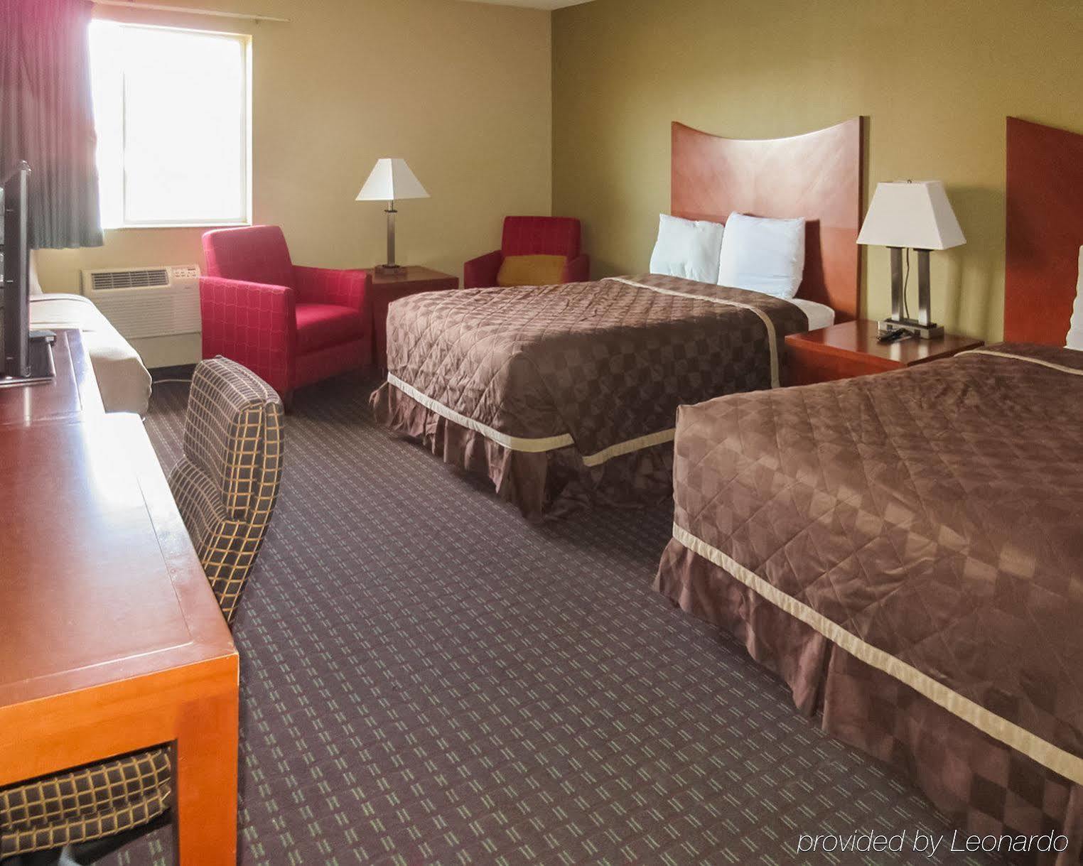 Dakota Pines Inn Рапид Сити Экстерьер фото